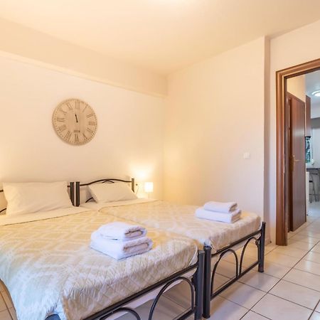 Properstay 107 - Villa Sea View โปไลโครโน ภายนอก รูปภาพ