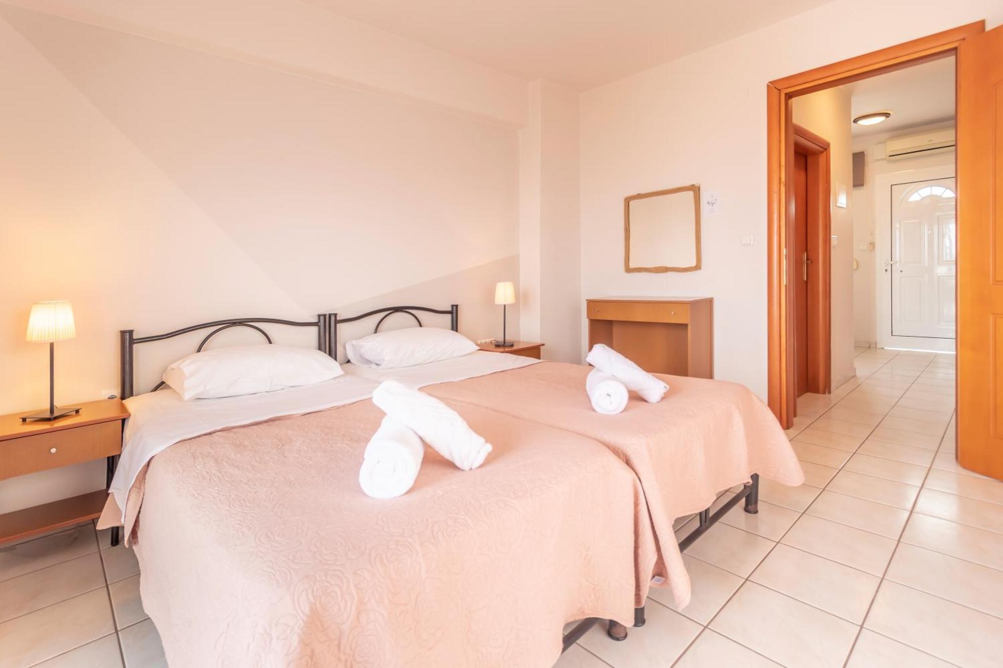 Properstay 107 - Villa Sea View โปไลโครโน ภายนอก รูปภาพ