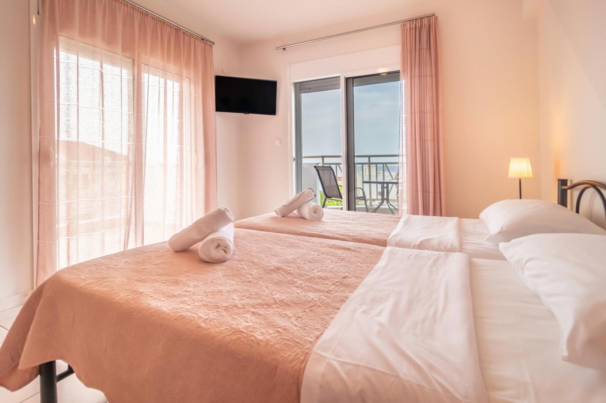 Properstay 107 - Villa Sea View โปไลโครโน ภายนอก รูปภาพ