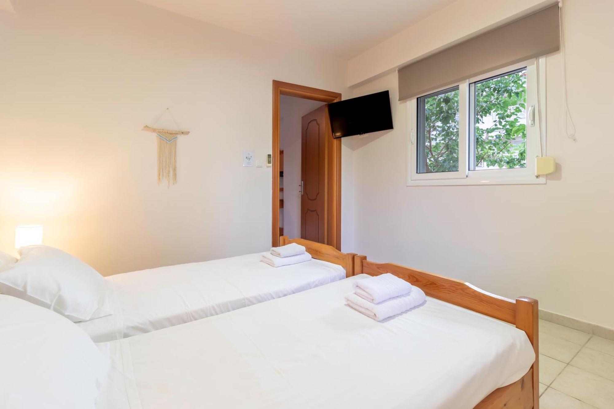 Properstay 107 - Villa Sea View โปไลโครโน ภายนอก รูปภาพ