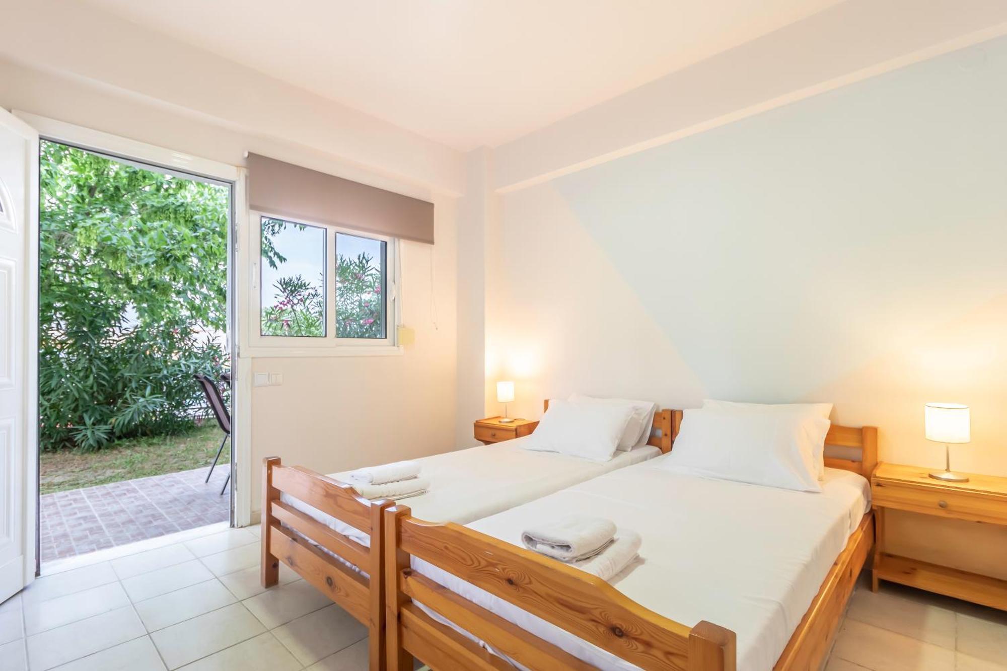 Properstay 107 - Villa Sea View โปไลโครโน ภายนอก รูปภาพ